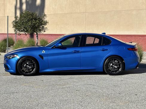 Used 2018 Alfa Romeo Giulia Quadrifoglio w/ Driver Assist Dynamic Package image 4
