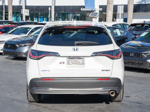 Used 2024 Honda HR-V Sport image 6
