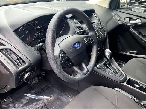 Used 2016 Ford Focus SE image 18