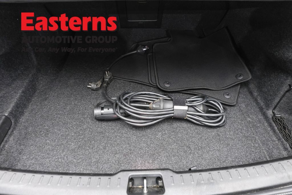Used 2023 Volvo S60 T8 Plus AWD/4WD image 9