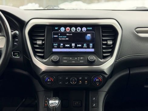 Used 2019 GMC Acadia SLT w/ Black Edition image 25