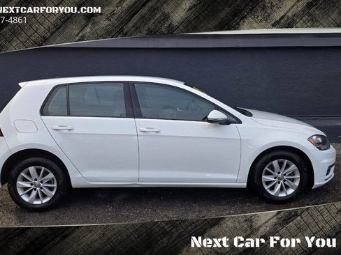 Used 2018 Volkswagen Golf S image 5