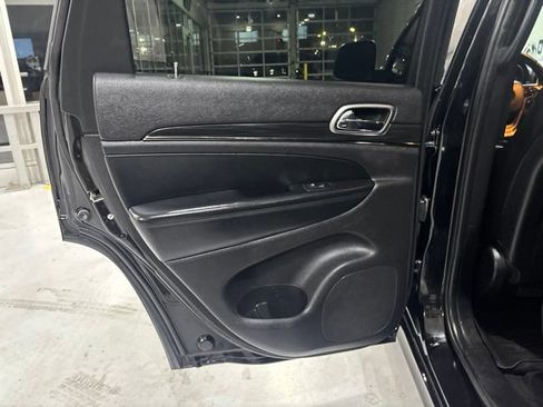 Used 2020 Jeep Grand Cherokee Limited X AWD/4WD image 34