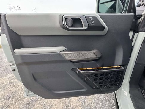 Used 2022 Ford Bronco Badlands w/ Sasquatch Package image 25