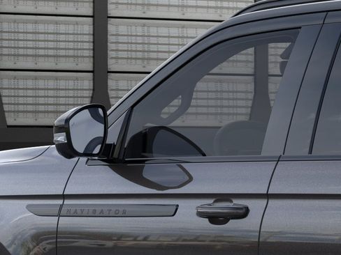 New 2026 Lincoln Navigator Black Label AWD/4WD image 20
