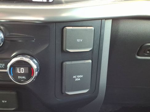 Used 2021 Ford F150 Lariat AWD/4WD image 27