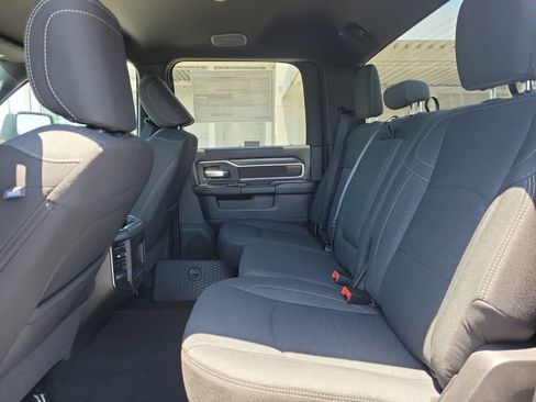 New 2026 RAM 2500 Big Horn AWD/4WD image 23