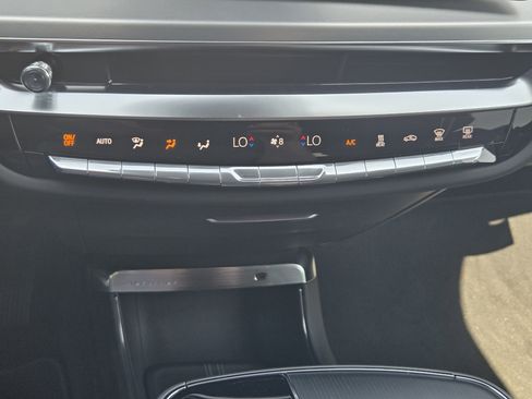 New 2025 Cadillac Lyriq Luxury image 14