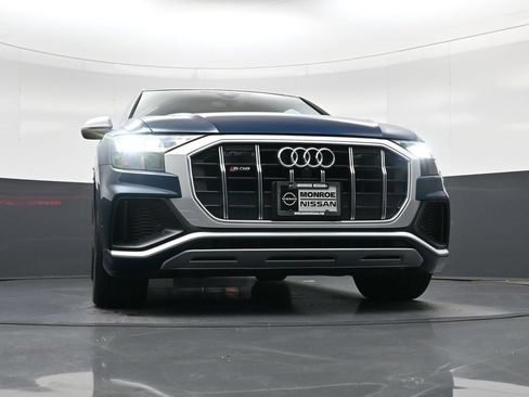 Used 2022 Audi SQ8 Prestige AWD/4WD image 19