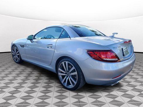 Used 2019 Mercedes-Benz SLC 300 image 3