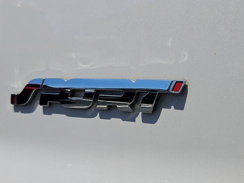 Used 2019 Ford Explorer Sport w/ Ford Safe & Smart Package AWD/4WD image 34