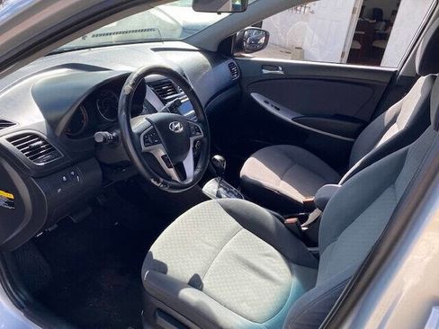 Used 2014 Hyundai Accent SE image 7
