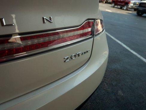 Used 2020 Lincoln MKZ Reserve w/ Elements Package AWD/4WD image 10