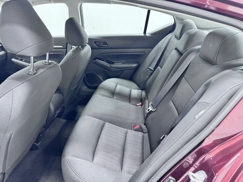 Used 2023 Nissan Altima 2.5 SV FWD image 11