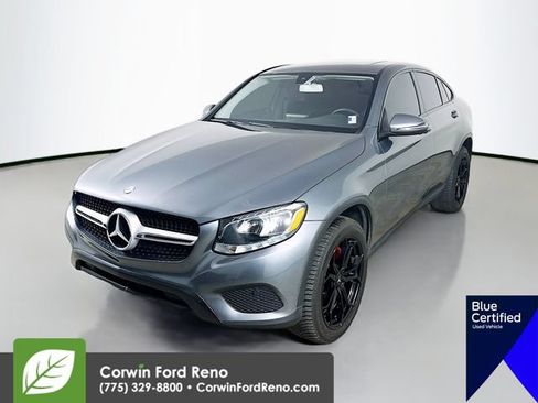 Used 2017 Mercedes-Benz GLC 300 4MATIC Coupe image 3