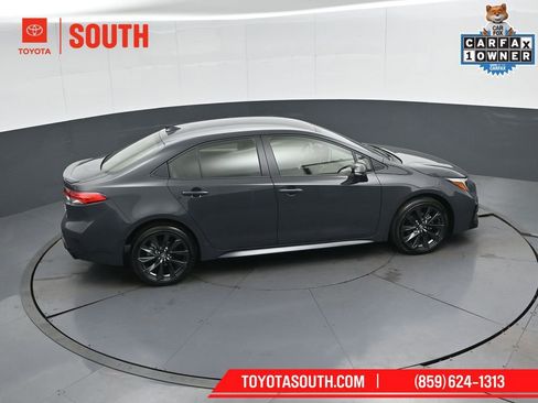 Used 2026 Toyota Corolla SE w/ SE Premium Package image 46