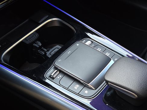 Used 2022 Mercedes-Benz GLA 250 image 27