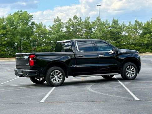 Used 2021 Chevrolet Silverado 1500 High Country w/ Technology Package image 8