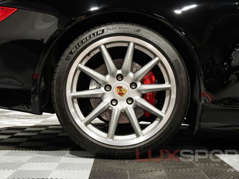 Used 2006 Porsche 911 Carrera S RWD image 8