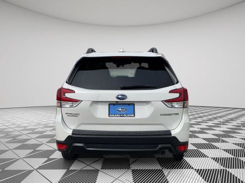 Certified 2021 Subaru Forester Limited image 6