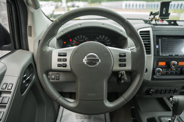Used 2016 Nissan Frontier SV AWD/4WD image 37