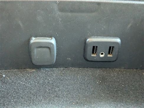 Used 2018 Chevrolet Silverado 1500 LT w/ All Star Edition image 25