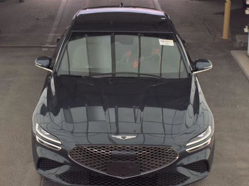 Used 2025 Genesis G70 2.5T image 2