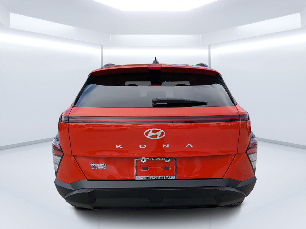 Used 2025 Hyundai Kona SEL FWD image 5