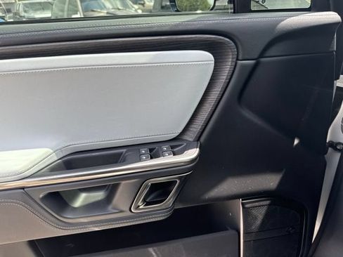 Used 2023 Rivian R1S Launch Edition AWD/4WD image 17