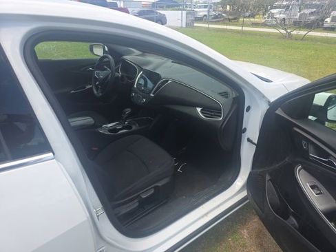 Used 2024 Chevrolet Malibu LT FWD image 33