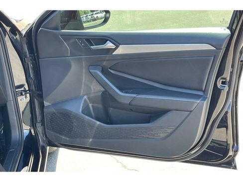 Used 2023 Volkswagen Jetta Sport FWD image 20