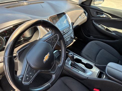 Used 2016 Chevrolet Malibu LT FWD image 20