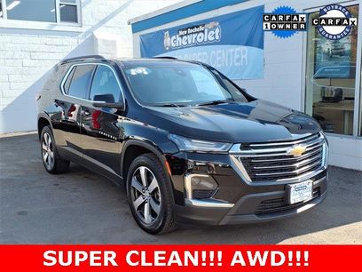 Used 2023 Chevrolet Traverse LT w/ LT Premium Package