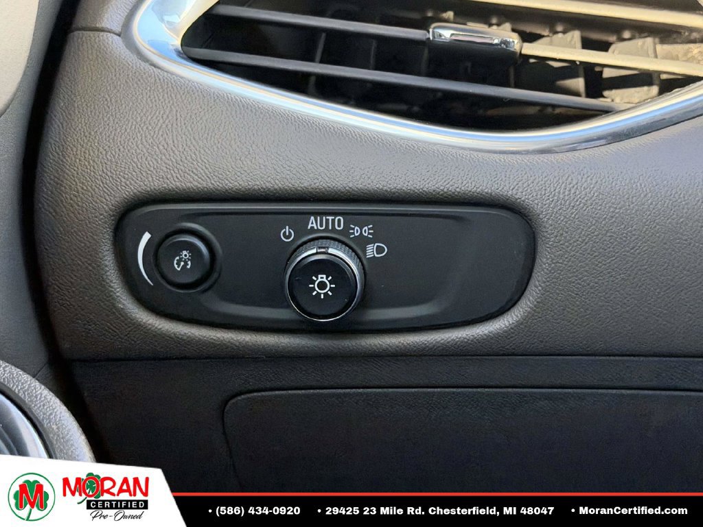 Used 2020 Chevrolet Malibu LT FWD image 26