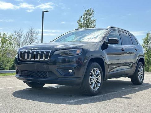 Used 2019 Jeep Cherokee Latitude Plus w/ Cold Weather Group image 20