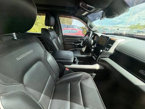 Used 2021 RAM 1500 Laramie AWD/4WD image 4