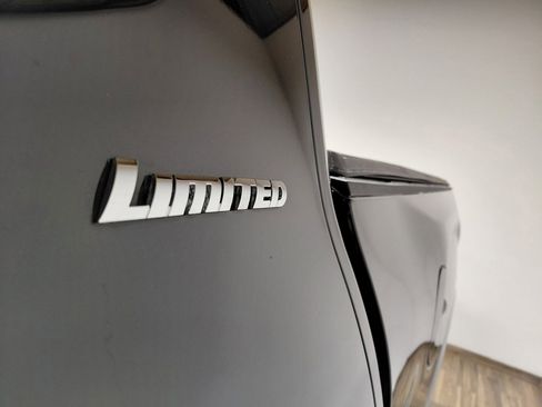 Used 2023 Toyota Tundra Limited image 29