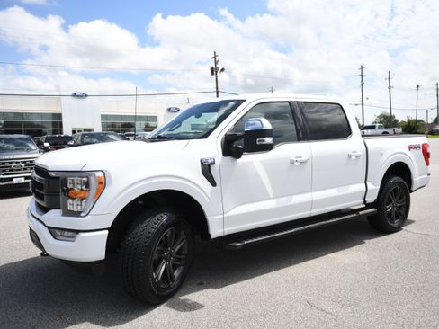 Used 2022 Ford F150 Lariat w/ Max Trailer Tow Package AWD/4WD image 5
