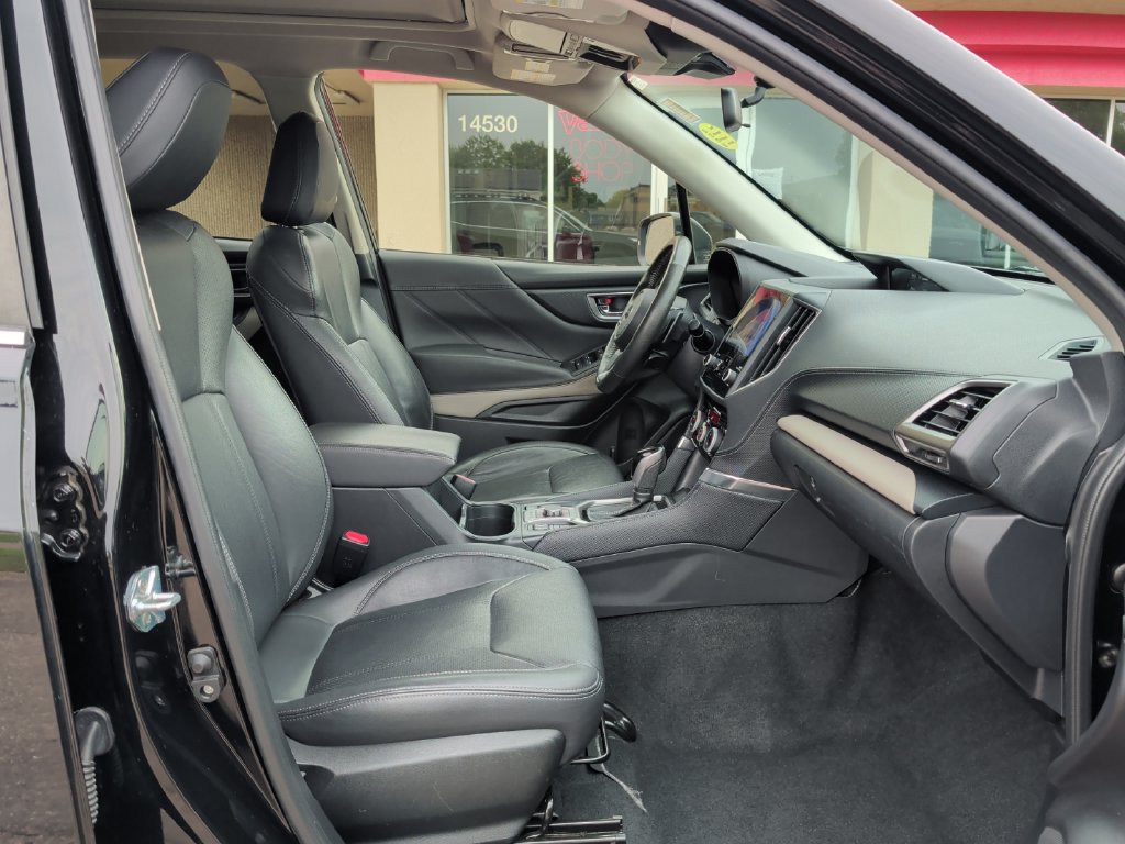 Used 2024 Subaru Forester Limited AWD/4WD image 37