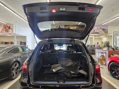 Used 2019 Mercedes-Benz GLC 63 AMG AMG GLC 63 4MATIC+ SUV image 39