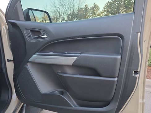 Used 2021 Chevrolet Colorado ZR2 image 22