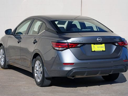 Used 2025 Nissan Sentra S FWD image 41
