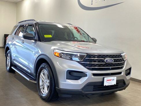 Used 2023 Ford Explorer XLT w/ Class IV Trailer Tow Package AWD/4WD image 2