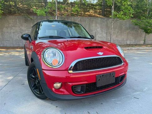 Used 2013 MINI Cooper S FWD image 1