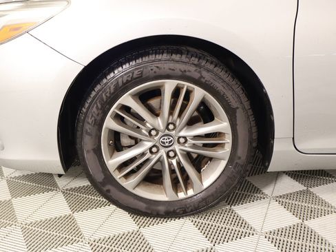 Used 2016 Toyota Camry SE FWD image 16