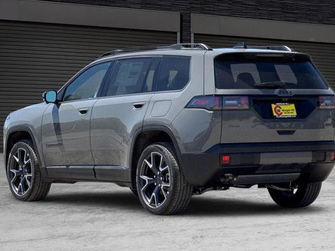 New 2026 Jeep Cherokee Overland w/ Trailer Tow Group AWD/4WD image 6