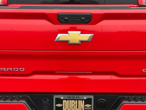 Used 2025 Chevrolet Silverado 1500 Custom image 47