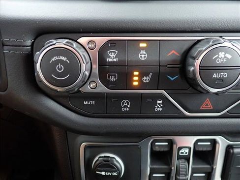 New 2026 Jeep Wrangler Unlimited Rubicon image 19