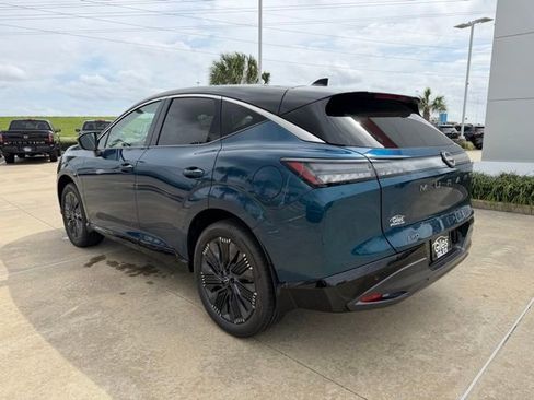 New 2026 Nissan Murano Platinum image 3