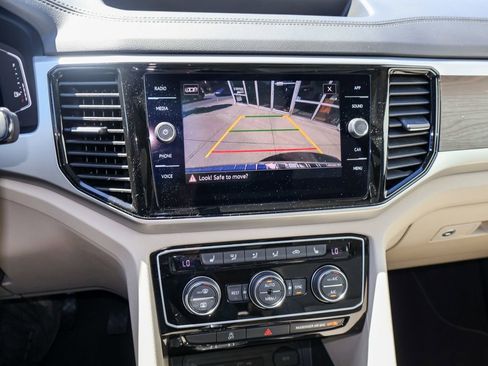 Certified 2023 Volkswagen Atlas SE w/ Panoramic Sunroof Package image 22